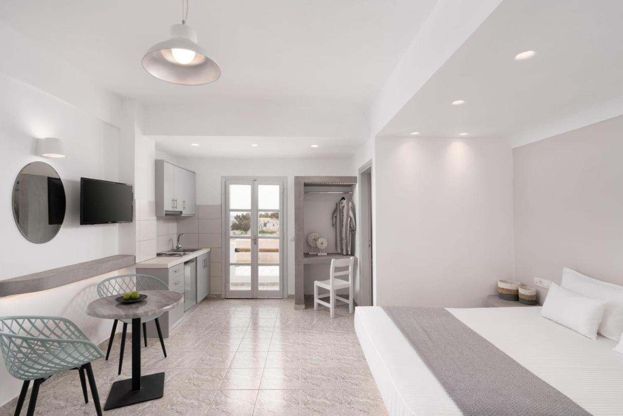 White Lily Suites & Lofts - Adults Only 16 Plus Perivolos Zewnętrze zdjęcie