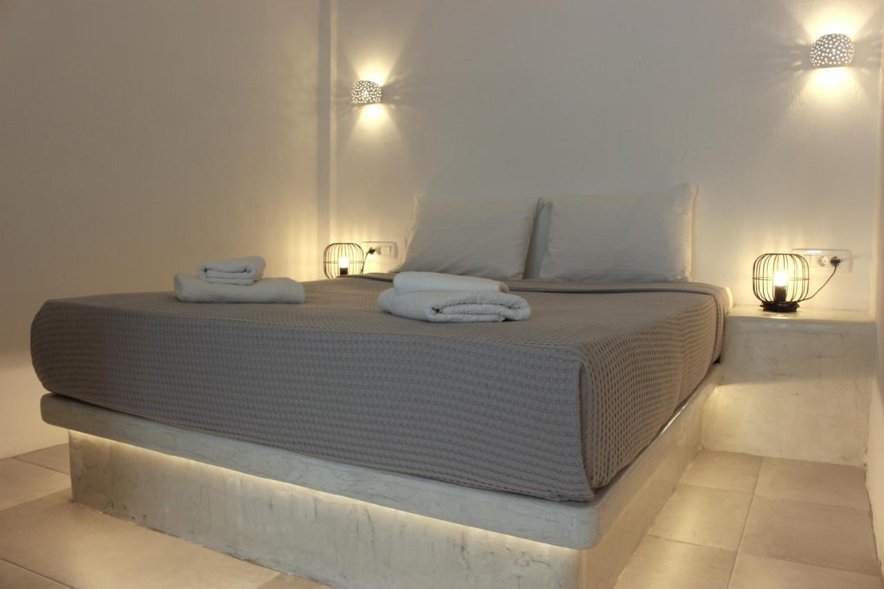 White Lily Suites & Lofts - Adults Only 16 Plus Perivolos Zewnętrze zdjęcie