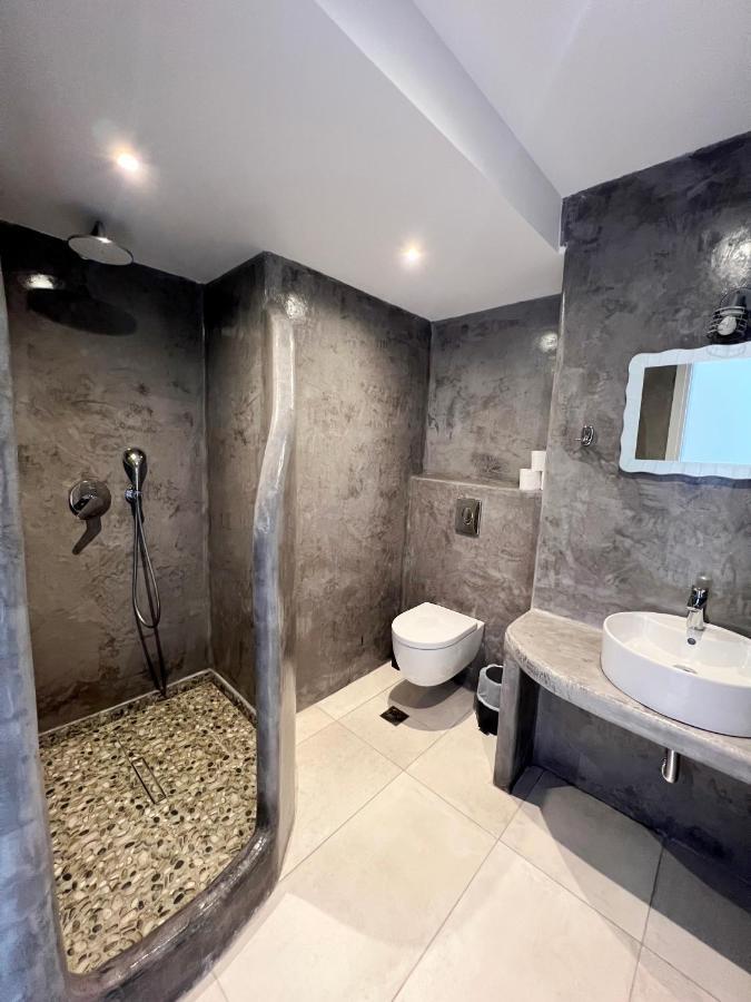White Lily Suites & Lofts - Adults Only 16 Plus Perivolos Zewnętrze zdjęcie