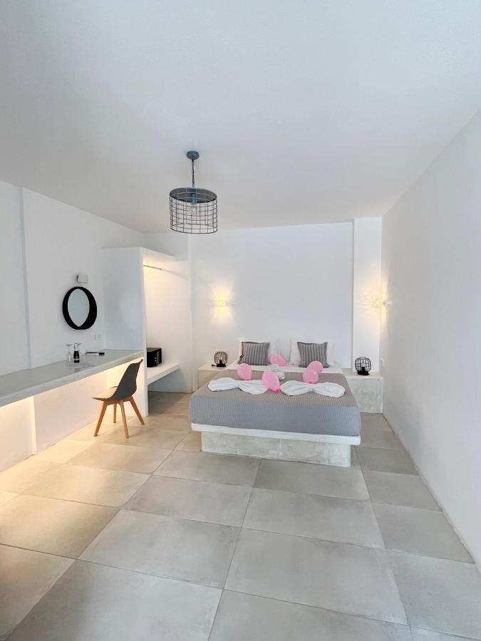 White Lily Suites & Lofts - Adults Only 16 Plus Perivolos Zewnętrze zdjęcie